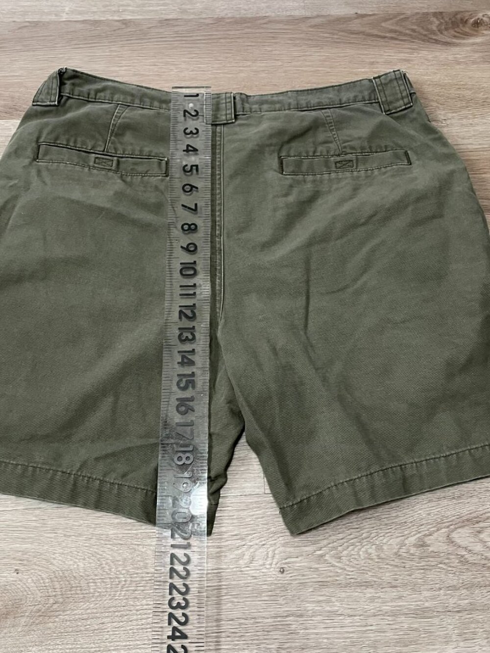 Cargo Shorts - Picture 4 of 9